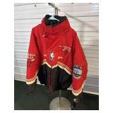 XL logo athletic bulls coat vintage