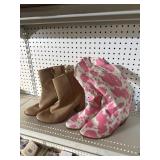 Size 10 and 11 womanï¿½s boots