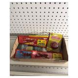 Duncan yo yo and flying gliders