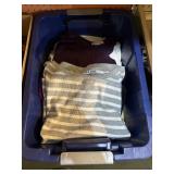 Tote with large tops