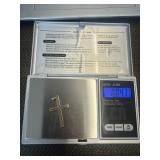 14k .047 oz cross pendant