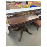 Claw foot game table