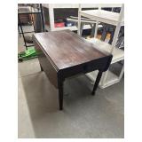Drop leaf table