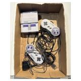 Nintendo clv-201 with 2 controllers