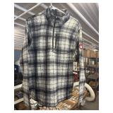 New large Canada shirt