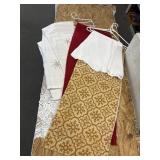 Table cloths and runners