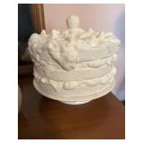 Cake dish