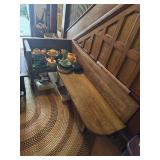 Corner bench