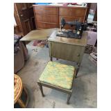 Singer sewing machine with stool