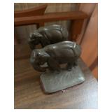 Iron elephant bookends