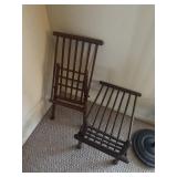 2 wood folding stands