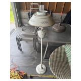 Freestanding lamp