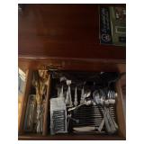 Heirloom stainless by oneida