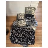Black and white decor