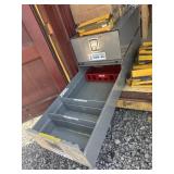 Stow all truck boxes