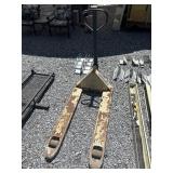 Crown pallet jack as-is