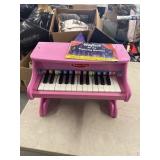 Melissa and Doug learn to play piano