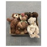 Plush bears
