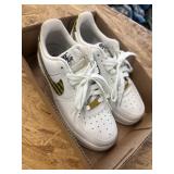 Like new work once Sz 6.5 Nike air force