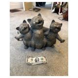 Cat statue