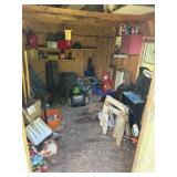 Contents of sheï¿½d push mower not included