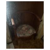 Barrel chair