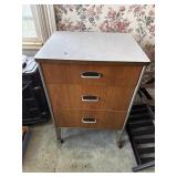 Rolling cabinet