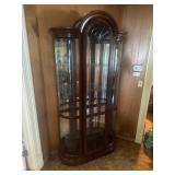 Lighted display cabinet