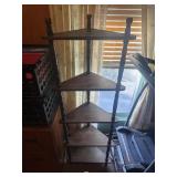 Corner shelf