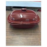 Pampered chef 3.1 qt dish