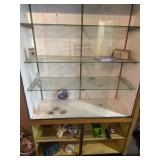 Contents of 4 showcases only
