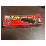 TERRARIUM HOOD