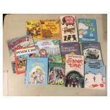 CHILDRENS BOOKS LOT