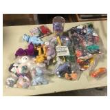 LARGE LOT OF BEANIE BABIES