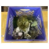 CRATE OF GLASSWARE SOME GREEN GLASS