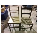 LOT OF 2 CHAIRS
