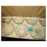 Punch Bowl with 8 cups / Glass Bowls