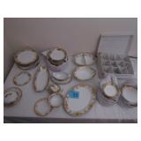 Noritake Fine China 10 Place Setting.