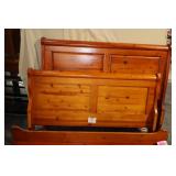 Canyon Sleigh Bed
