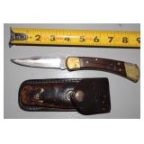 Buck Knife With Leather Sheath
