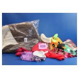 Small Dog/Cat Sweaters & Coats