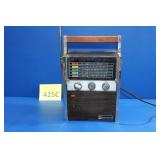 Vintage Juliette Solid State Multi Band Radio