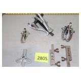 Three Pullers, Tools