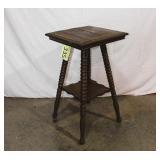 Square Oak Parlor Table with Bobbin Legs