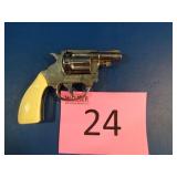 Uniwerk Starter Pistol Model V22