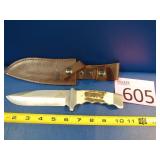 Mossy Oak Hunting Knife with Sheath