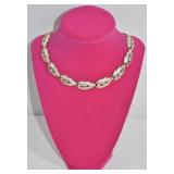 Coro Leaf Link Necklace 14'