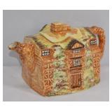 Arthur Wood ï¿½Morton Old Hallï¿½ Teapot