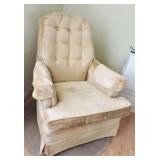 Swivel / Rocking Armchair 28'w x 24'd x 37'h