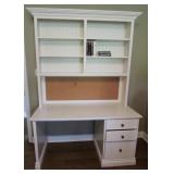 White Desk with Hutch & Storage / Bookcase
